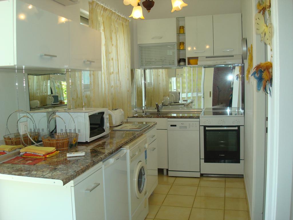 Pipitsa'S Apartments Roda  Exterior foto